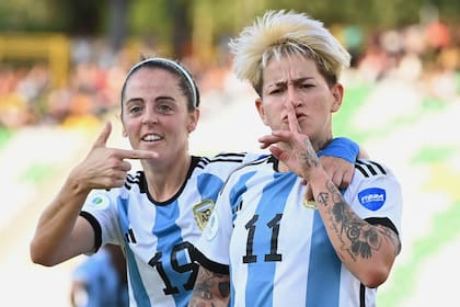 Mariana Larroquette y Yamila Rodríguez, dos de las figuras principales de la selección argentina
