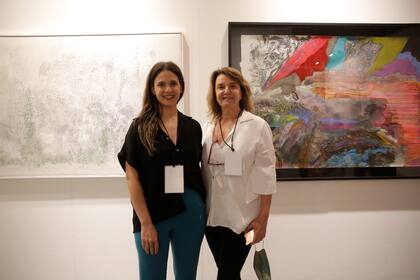Mariana Povarché con su hija María, de la galería Rubbers