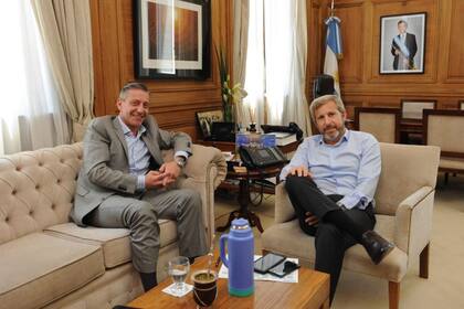 Mariano Arcioni junto a Rogelio Frigerio