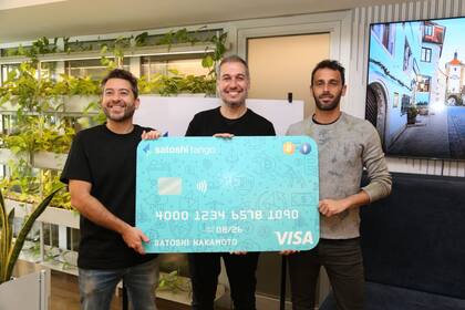 Mariano Craiem, CTO; Matías Bari, CEO, y Nicolas Loterspil, director comercial de Satoshi Tango