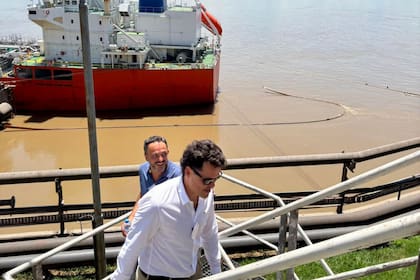 Mariano Grassi, en la visita a una de las instalaciones, sostuvo que será clave para "construir una Nueva Vicentin que vuelva a ser un participante destacado y pujante de la cadena agroindustrial argentina"
