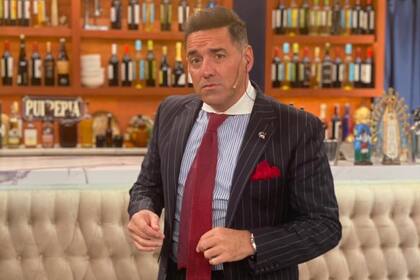 Mariano Iúdica lidera la mesa de Polémica en el bar