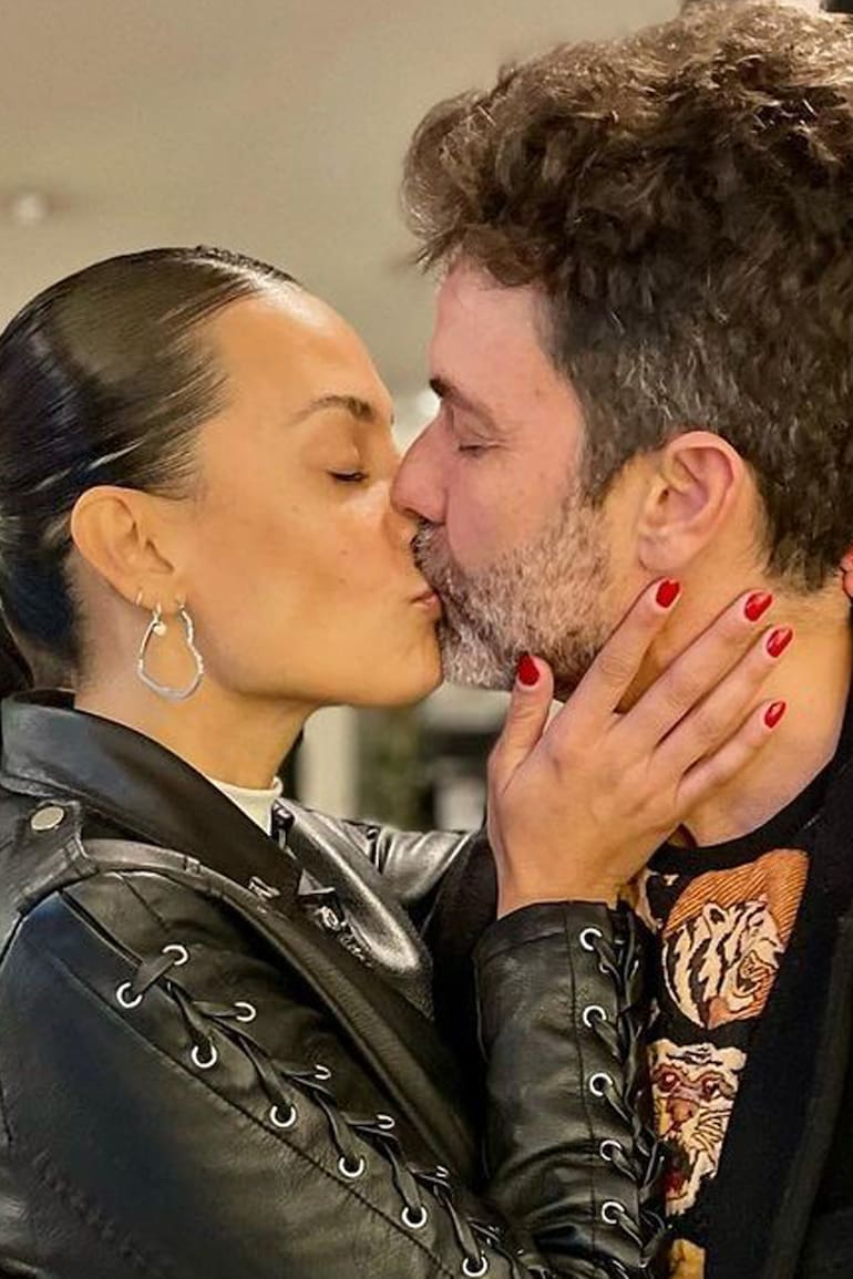 Mariano Martínez y su novia actual, la bailarina Triana Ybañez