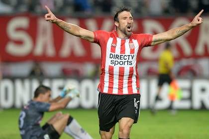 Mariano Pavone, en tiempos de Estudiantes, su segunda casa; hoy, está en Quilmes