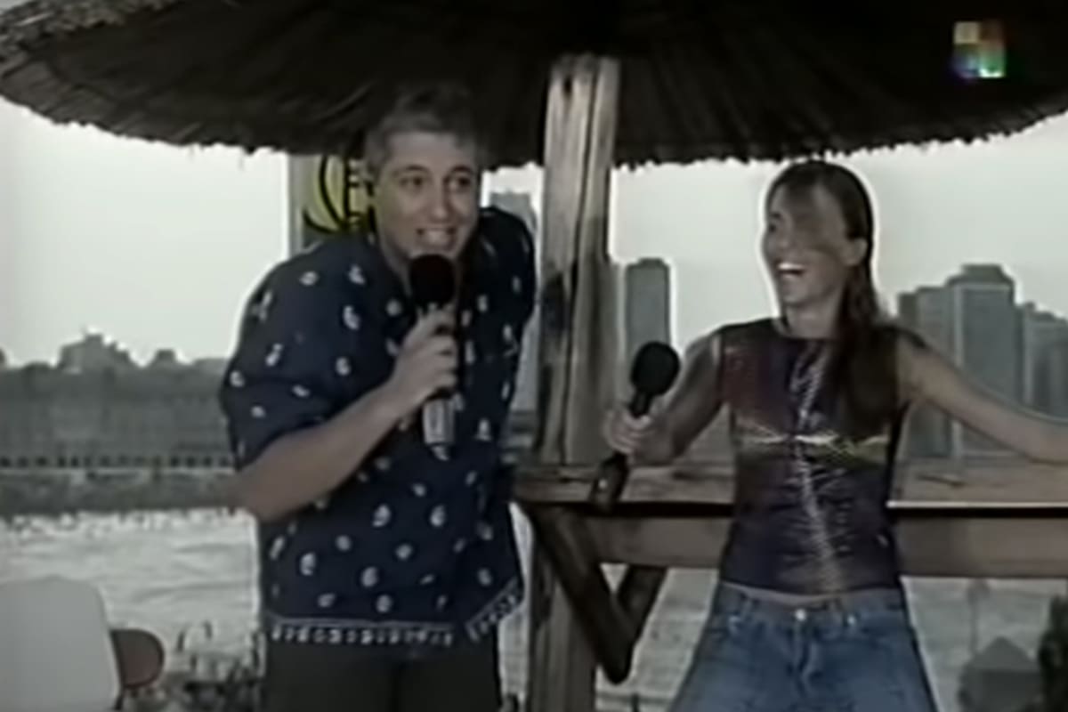 Mariano Peluffo y la cantante Twiggy conducían el programa desde Mar del Plata