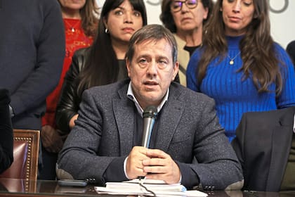 Mariano Recalde encabeza la lista de senadores de Fuerza Patria en las elecciones 2025 en la ciudad de Buenos Aires