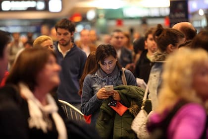 Ante una cancelación o demora del avión, se puede hacer el reclamo ante la ANAC