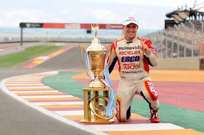 Mariano Werner, el sexto piloto de Ford que logra coronas consecutivas en el TC; la marca del Óvalo celebró 44 títulos