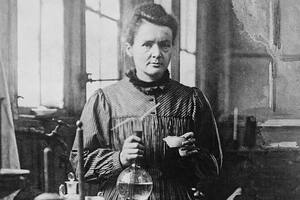 Marie Curie manipuló sustancias radiactivas durante gran parte de su carrera con las manos sin protección