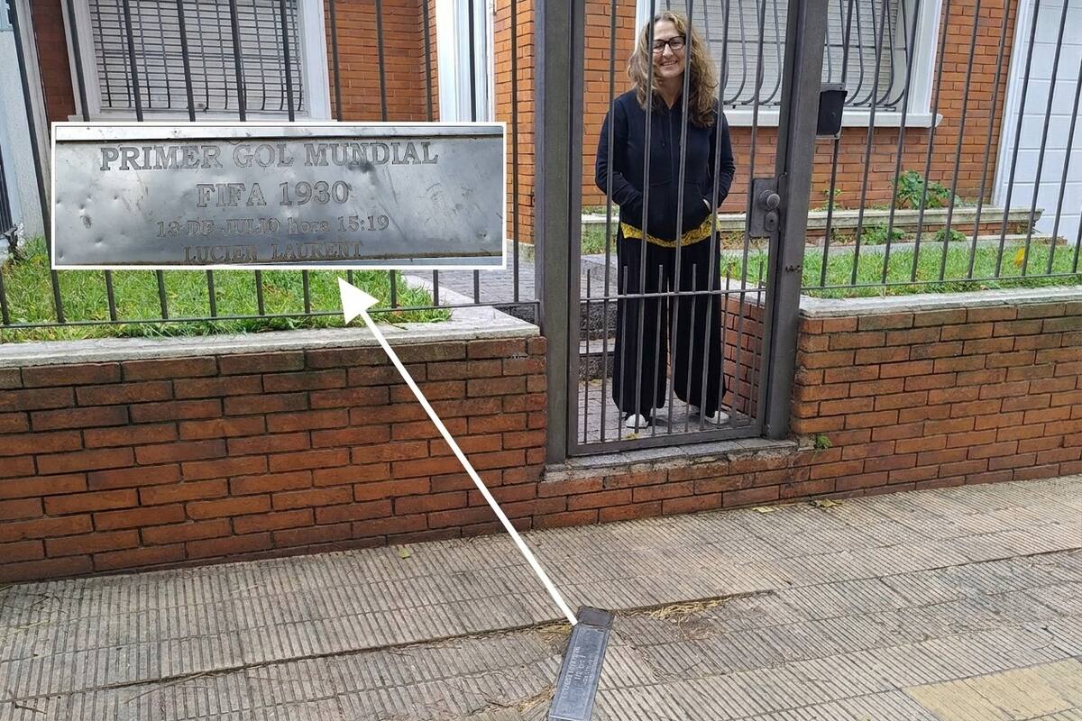 Mariela Rodríguez, inquilina de la casa que quedó atravesada por el Monumento al Arco, en el barrio de Pocitos, en Montevideo, donde se convirtió el primer gol de la historia de la Copa del Mundo