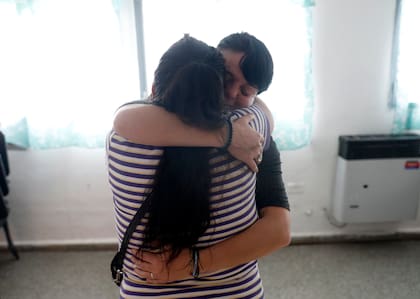 Mariela se abraza con Celeste, su terapeuta: "Ella no me juzga", dice