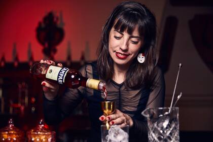 Marina "Pipi" Yalour está hace ocho años atrás de las barras, donde llegó casi por casualidad