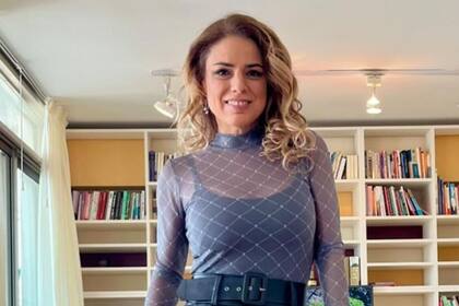 Marina Calabró se sienta en el panel del debate de GH por primera vez
