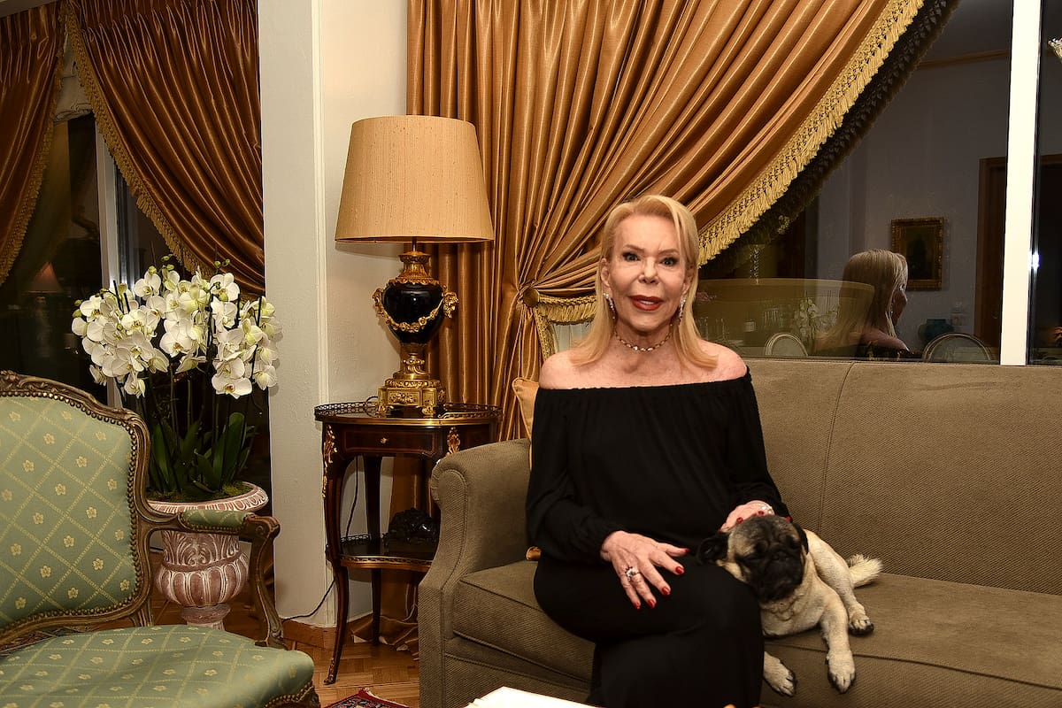 Marina Dodero junto a su fiel perro Oro