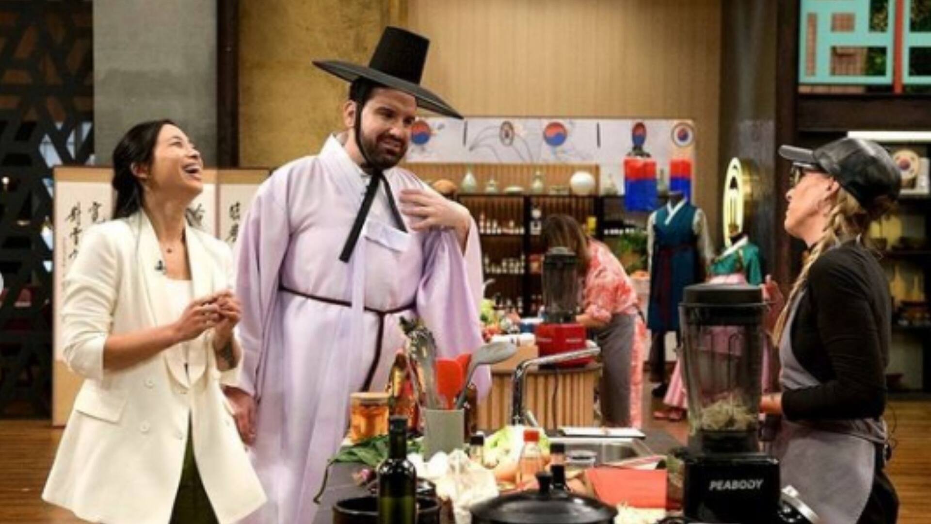 Marina Lis, la cocinera coreana invitada por MasterChef Celebrity, le puso humor a las devoluciones a los participantes.