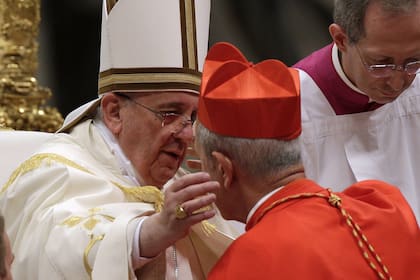 El papa Francisco y el cardenal Mario Poli