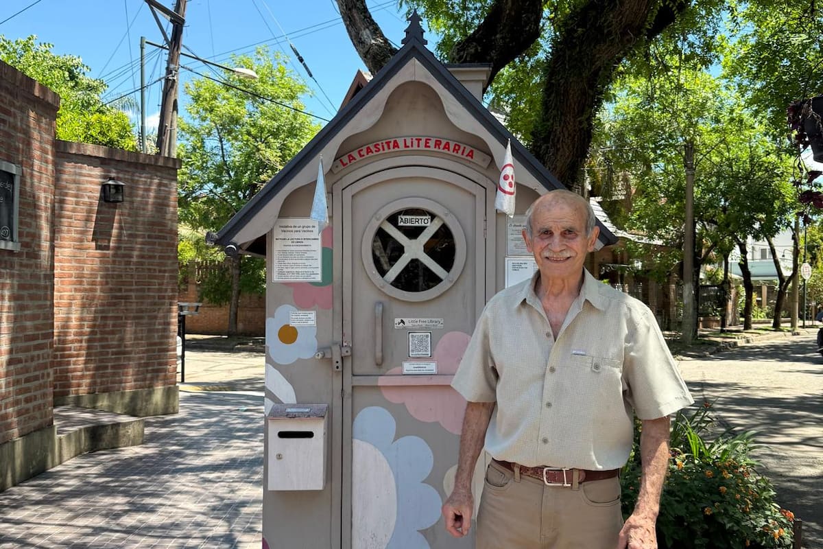 Mario Erkekdjian, creador de La Casita Literaria