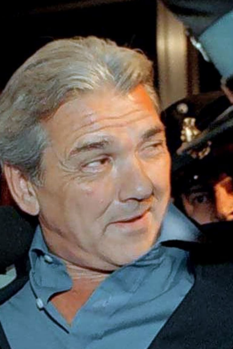 Mario Fendrich rumbo al juzgado federal de Santa Fe en noviembre de 1996