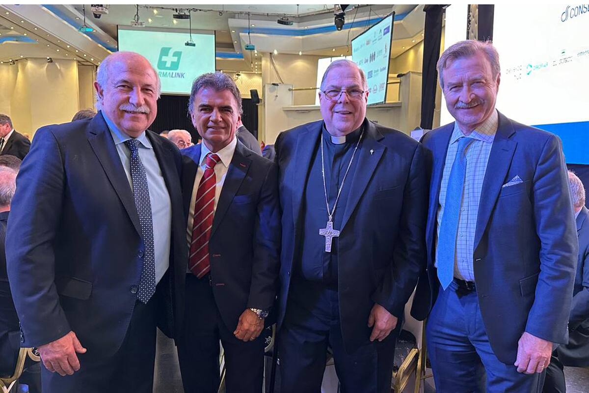 Mario Fiad, Cristian Mazza, Monseñor Alberto Bochatey y Máximo Fonrouge
