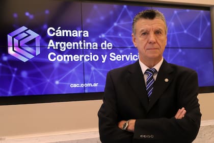Mario Grinman dice que la baja de tasa puede ayudar a vender más, pero reclama soluciones de fondo para la macro.