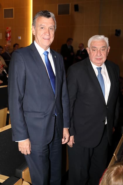 Mario Grinman, presidente de la Cámara de Comercio, y Adelmo Gabbi, presidente de la Bolsa de Comercio