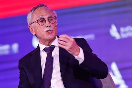 Mario Lugones, ministro de Salud