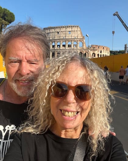 Mario Pasik, sobre su mujer: "Hace casi quince años que estamos juntos. Nosotros nos encontramos ya con chicos grandes, con balances hechos, y hemos logrado una sincronía y una facilidad para estar juntos que nos sale muy bien"