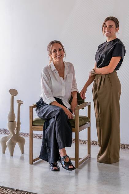 Mariu Bonzi y Cami Argañaras, socias de URBANO estudio.