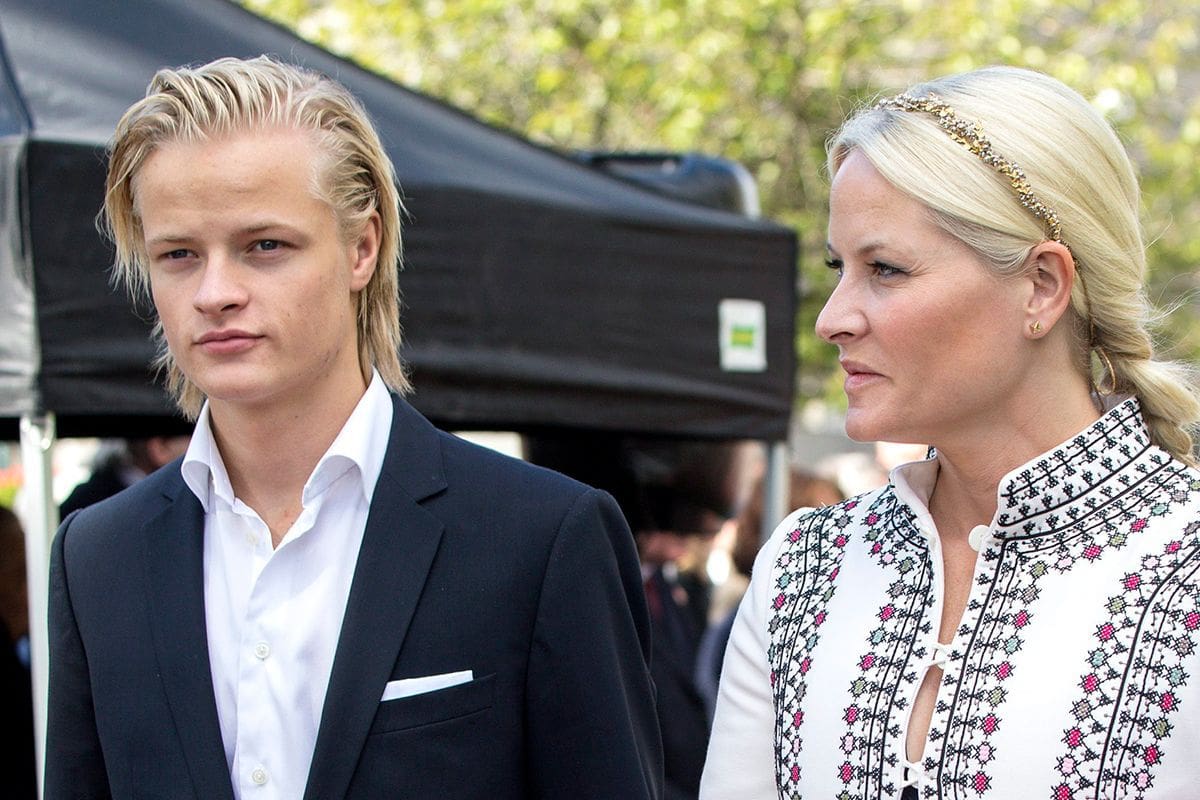 Marius Borg Hoiby y su madre Mette-Marit