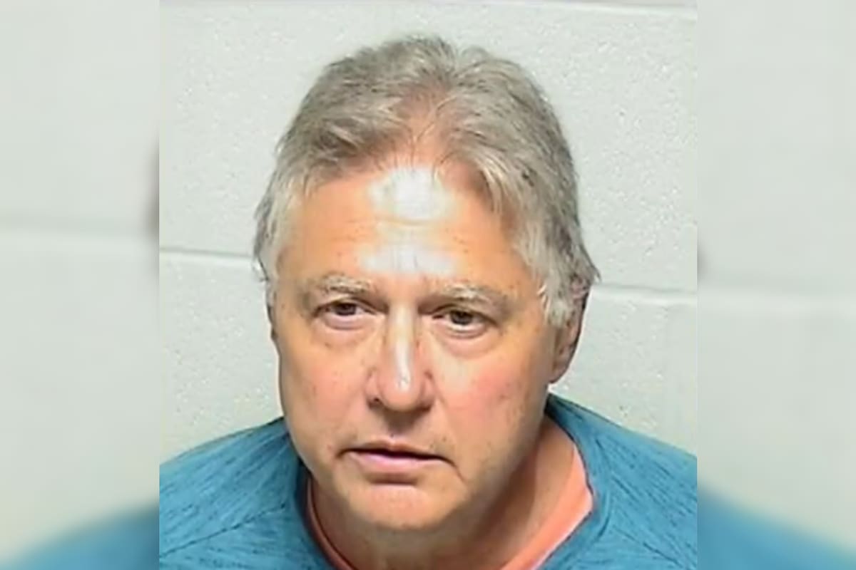 Mark Dicara estaba dormido cuando se disparó a sí mismo; luego pidió apoyo de los cuerpos de emergencia