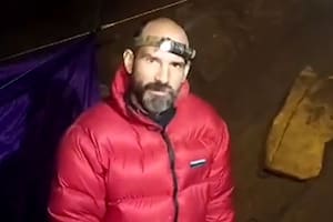 Mark Dickey envió un mensaje desde la cueva en Turquía donde se descompensó