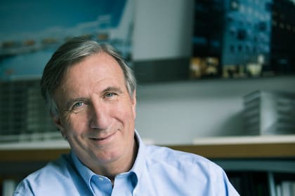 Mark Fenwick, arquitecto del estadio desmontable