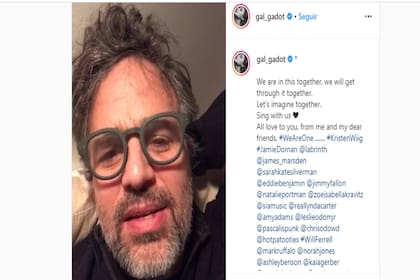 Mark Ruffalo fue uno de los 21 actores y actrices convocados por Gal Gadot.