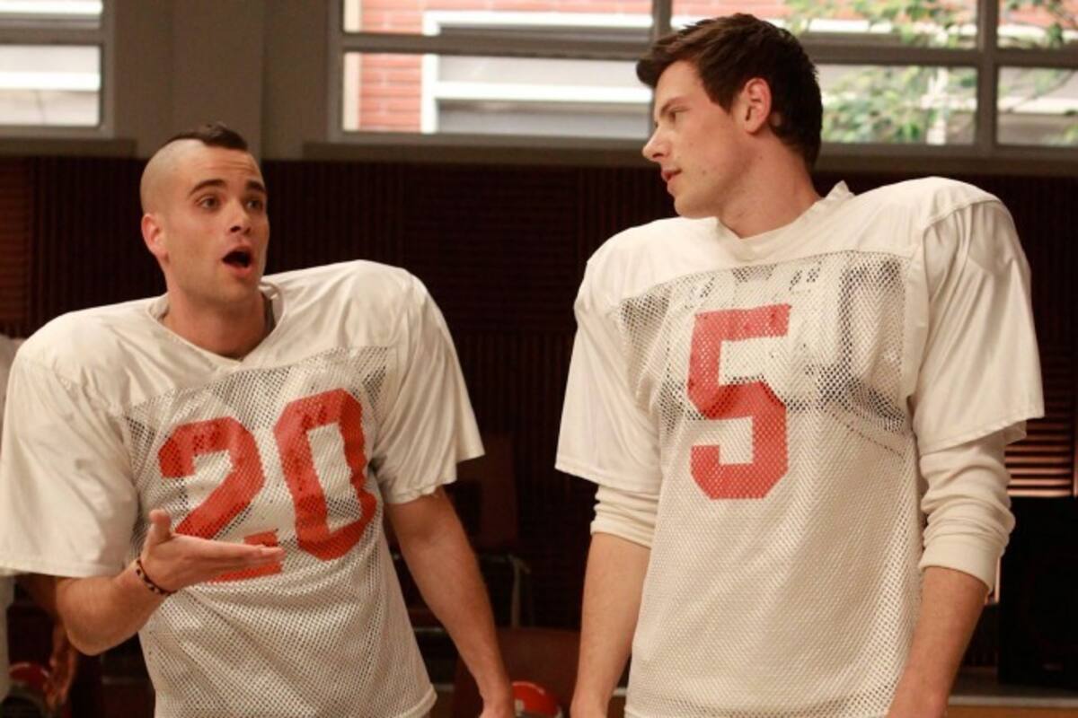 Mark Salling y Cory Monteith juntos en una escena de la serie