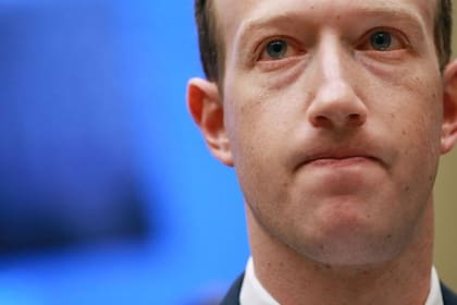 Mark Zuckerberg testificó frente al Congreso en Estados Unidos y con eurodiputados en Bruselas