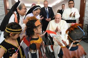 Markus Solo acompaña al Papa en Indonesia