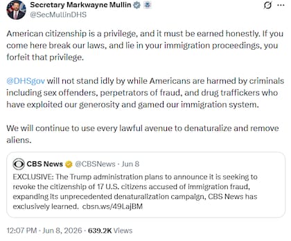 Markwayne Mullin advirtió que la ciudadanía estadounidense es un "privilegio"