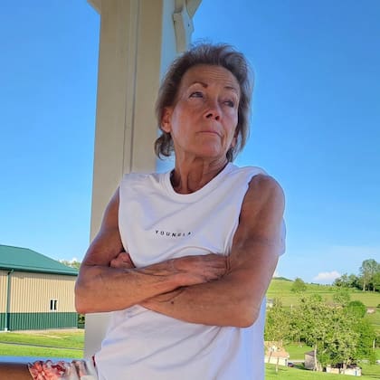 Marlene Flowers empezó a realizar actividad física luego de los 50 años debido a problemas de salud