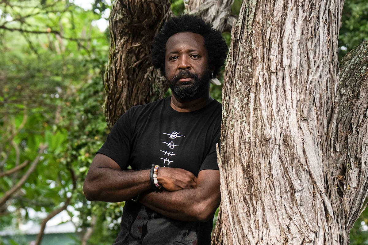 Marlon James, autor jamaiquino galardonado con el premio Booker en 2015, publica a los 55 años "The Disappearers"