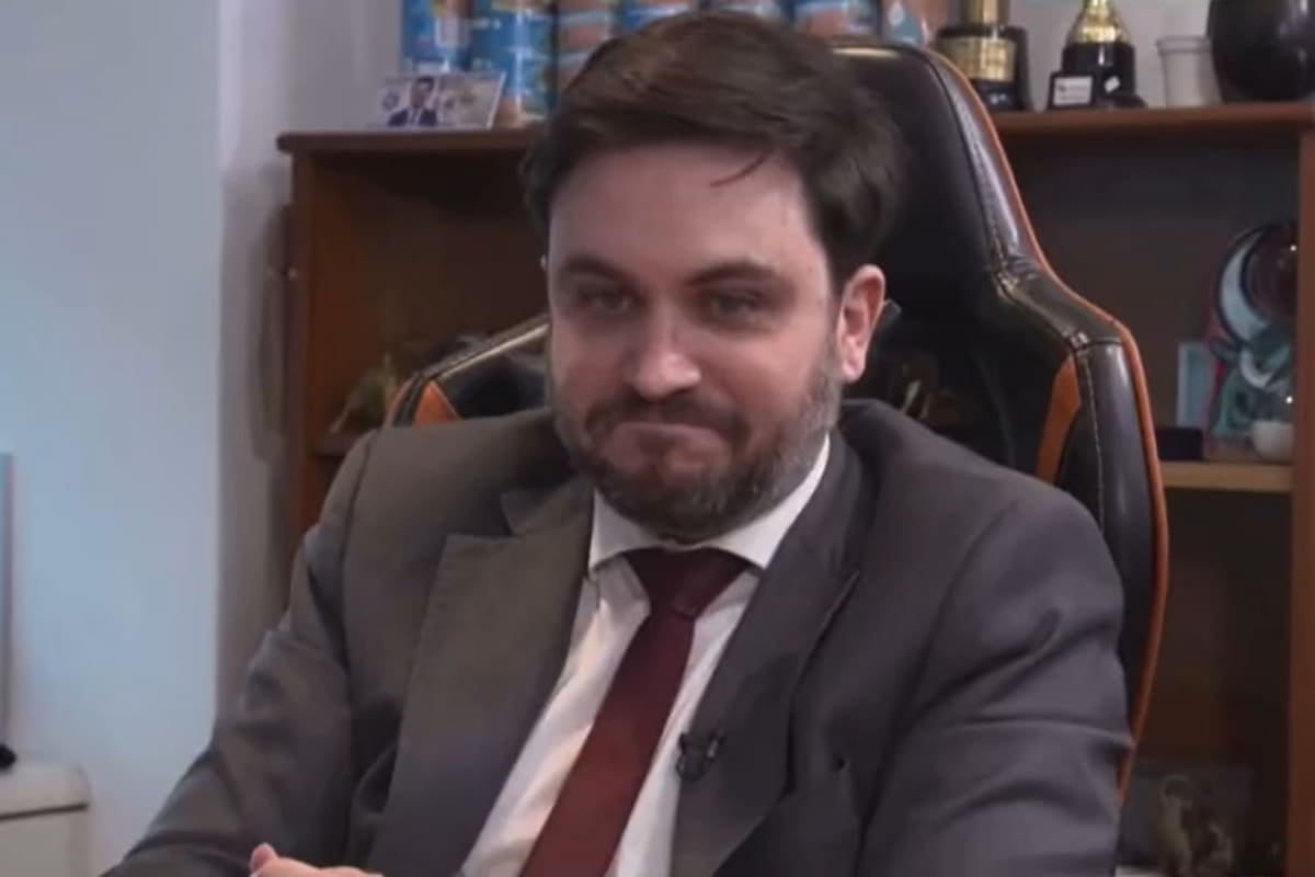 Marra, contra Paka Paka