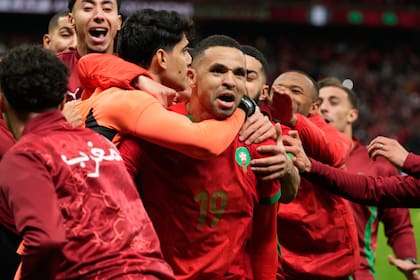 Marruecos sufrió ante Nigeria en semifinales, pero Bono se convirtió en figura en los penales y el local sueña en grande