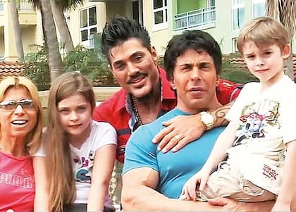 Marta y Felipe Fort con Gustavo Martínez y Ricardo
