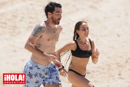Martes 28, al mediodía. La hija mayor de Juana Viale compartió el primer chapuzón de la temporada en el mar de La Mansa junto a tío, Nacho. En agosto, se instaló en la capital francesa para estudiar Cine en La Sorbonne.