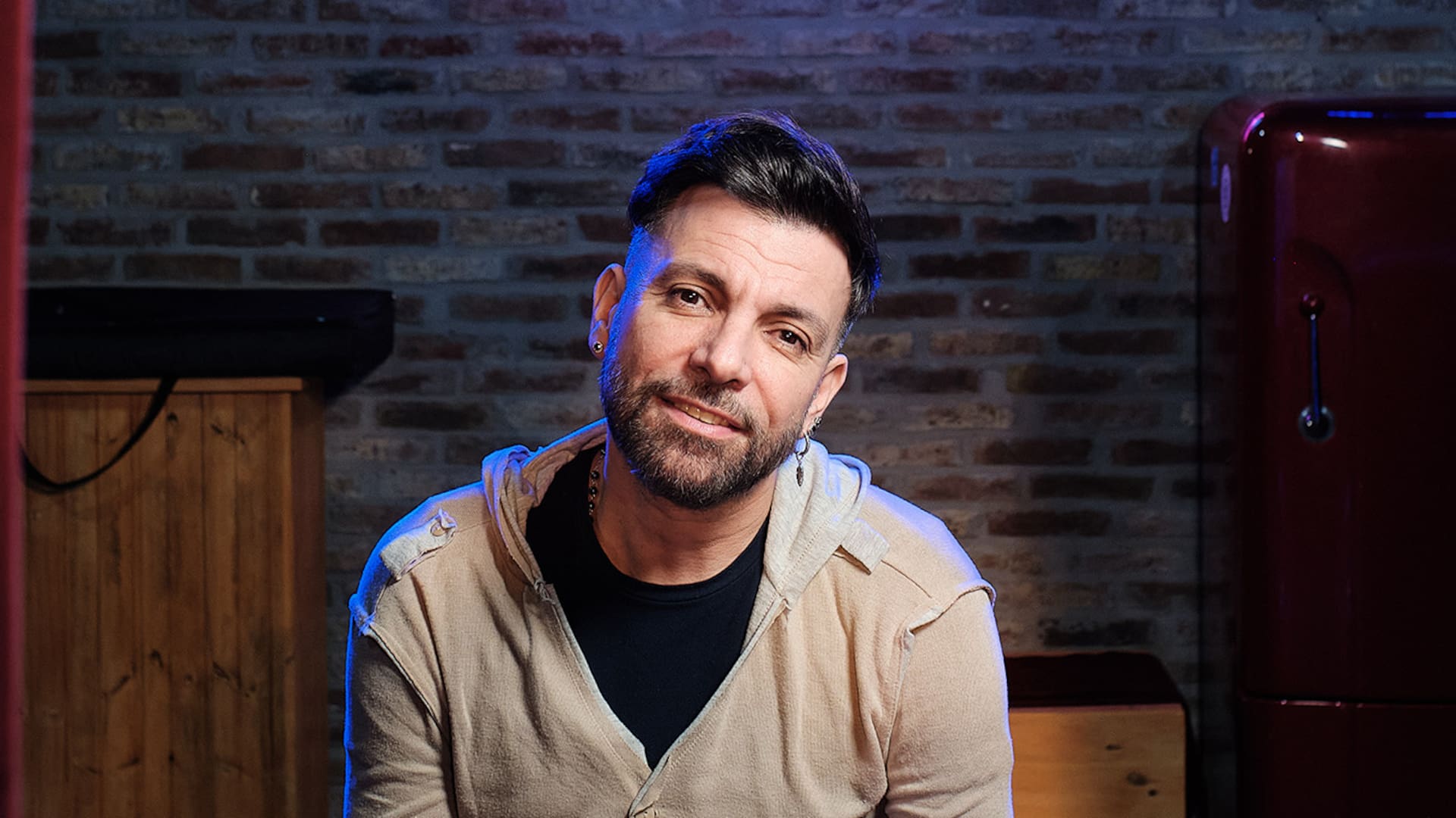 "Soy un heterosexual orgulloso de tener amigos con gustos diferentes", dice Bossi