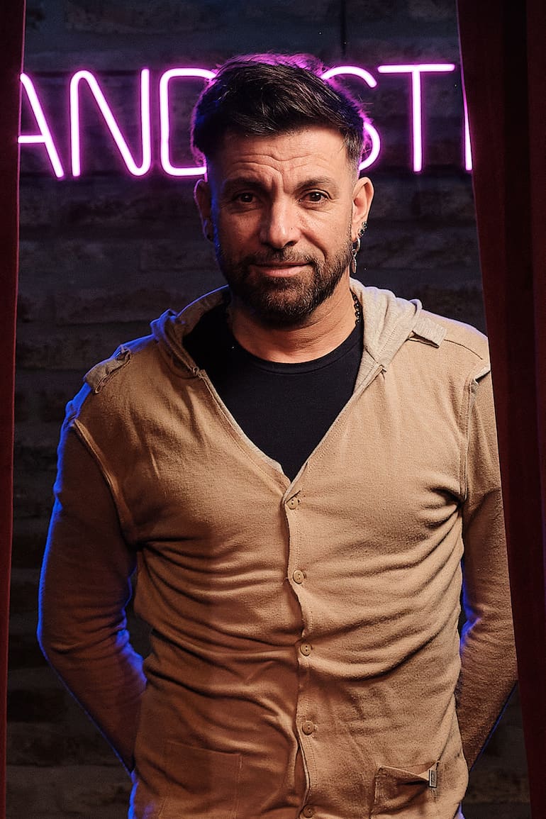 "Soy un heterosexual orgulloso de tener amigos con gustos diferentes", dice Bossi