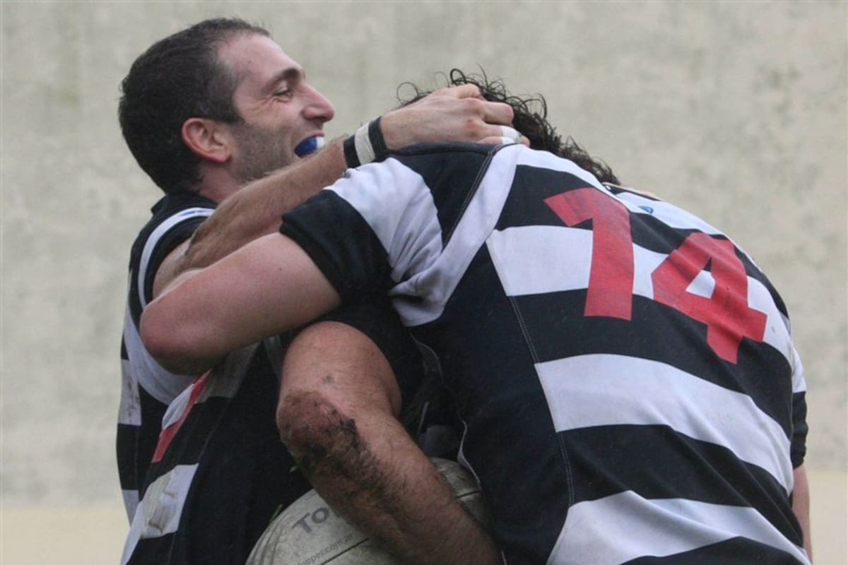 Martín Aramburú y Fasano, abrazos y festejo