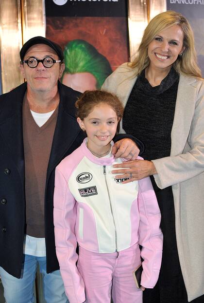 Martín "Campi" Campilongo y Denise Dumas, con su hija