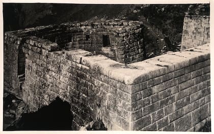 Martín Chambi, Machu Pichu, ca. 1924-1928