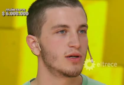 Martín contó en Los 8 escalones de los tres millones que quiere ser piloto y astronauta (Foto: Captura eltrece)