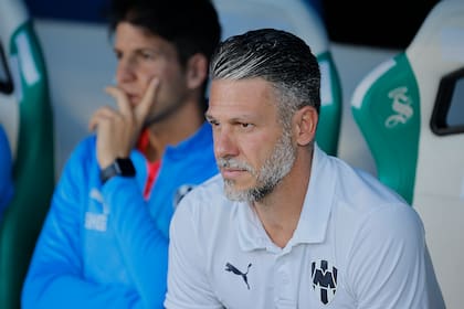 Martin Demichelis dejó de ser entrenador de Monterrey y no dirigirá al equipo frente a River en el Mundial de Clubes